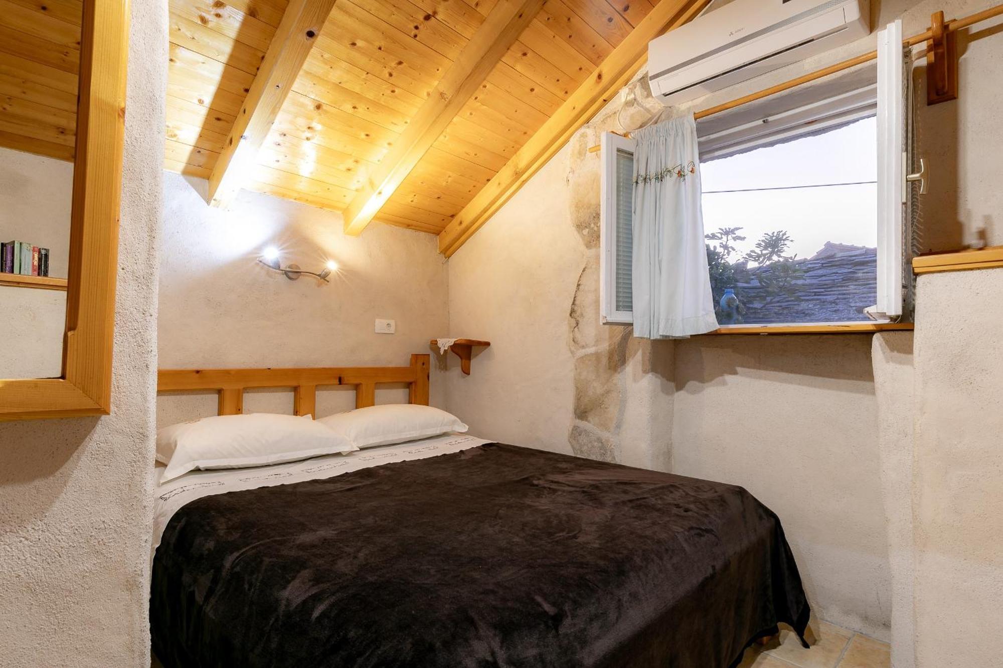 Stone House Harmony Apartment Zrnovo Exterior foto