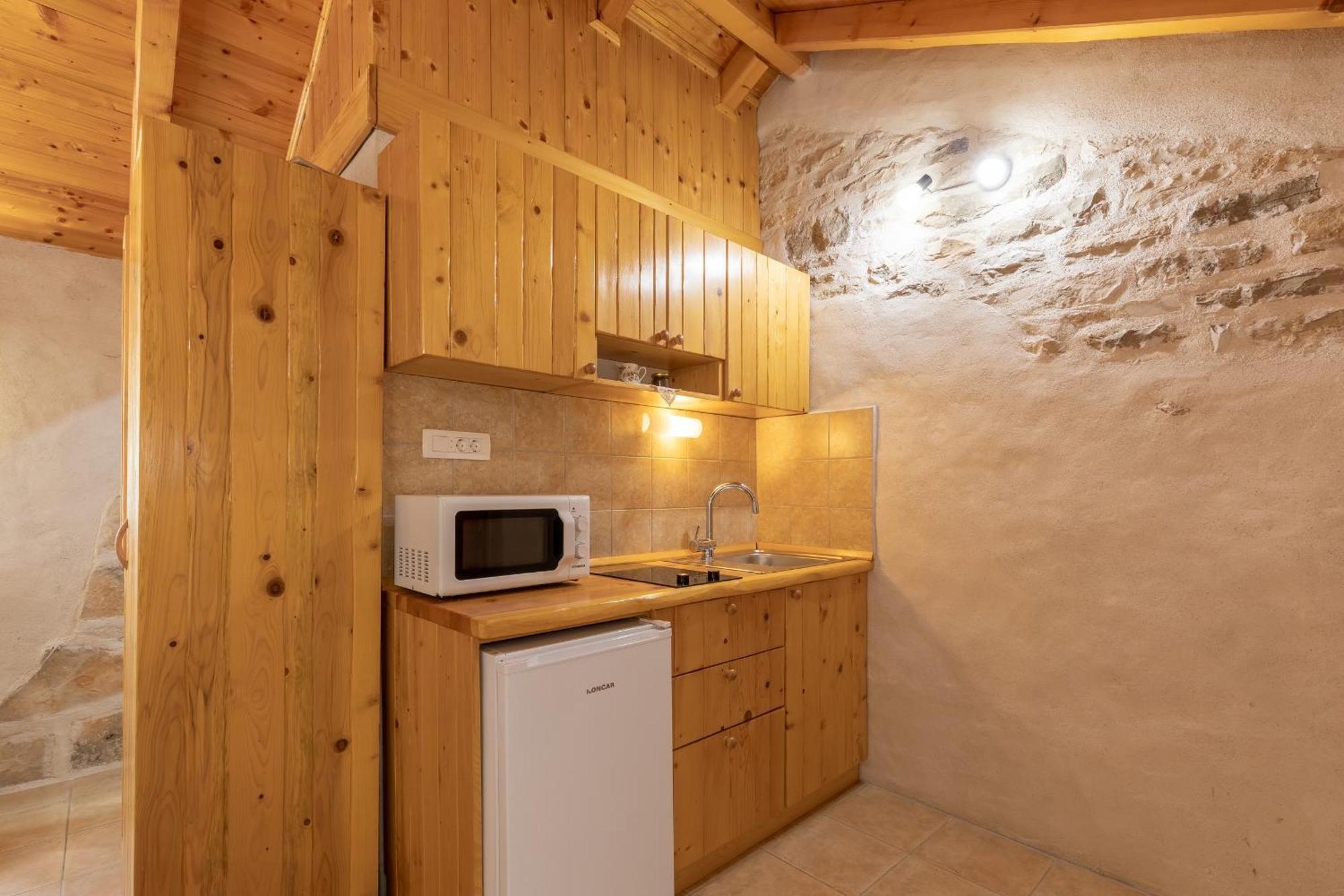 Stone House Harmony Apartment Zrnovo Cameră foto